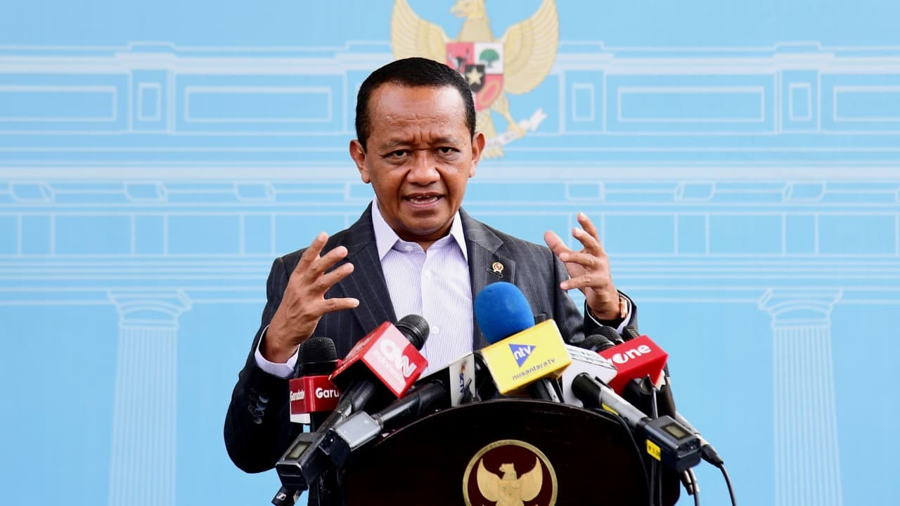 Bahlil Pastikan Stok BBM hingga Minyak Mentah Aman - EPOCHSTREAM