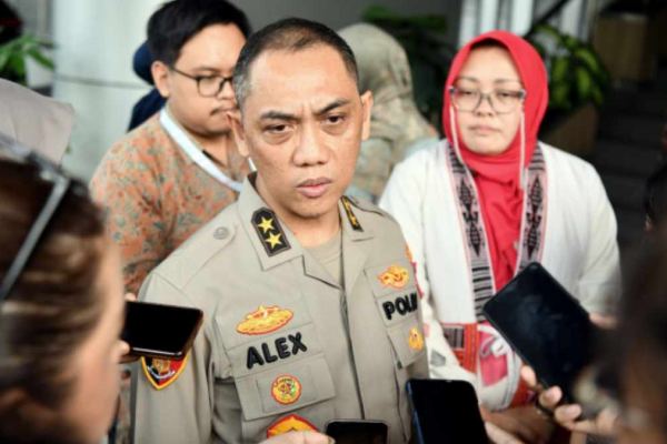 Komdigi Ungkap Spam Judi Online Gunakan Bot Asing dan Sasar Influencer - EPOCHSTREAM
