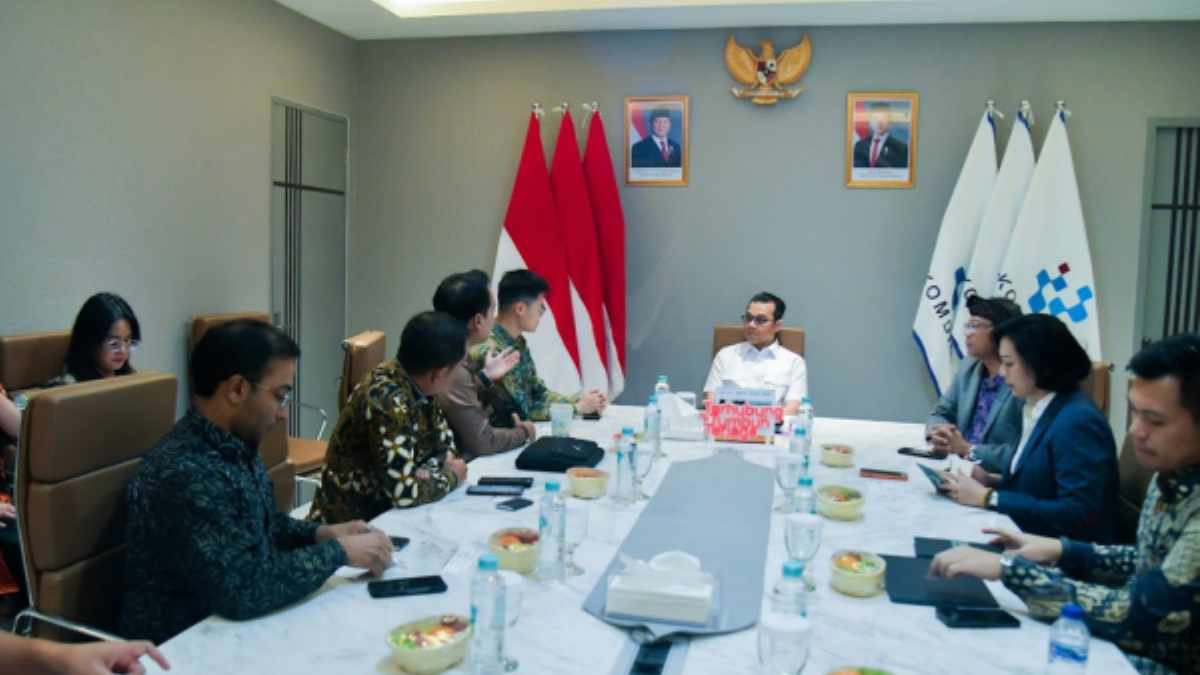 Wamenkomdigi Ungkap Kerugian Scam Tembus Rp7,5 Triliun - EPOCHSTREAM