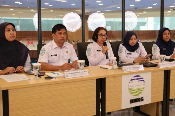 BMKG Akhiri Peringatan Dini Tsunami Pascagempa M7,7 Flores - EPOCHSTREAM
