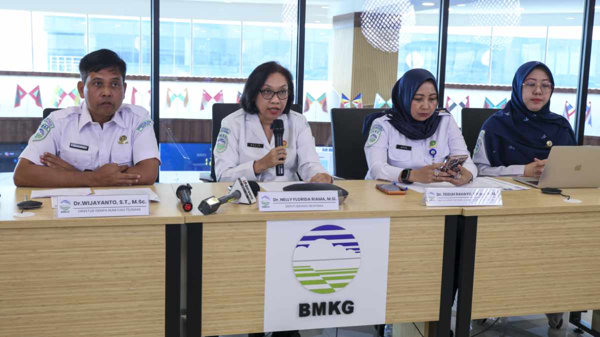 BMKG - Gempa Bumi M6,7 di Palu Akibat Sesar Sausu - EPOCHSTREAM
