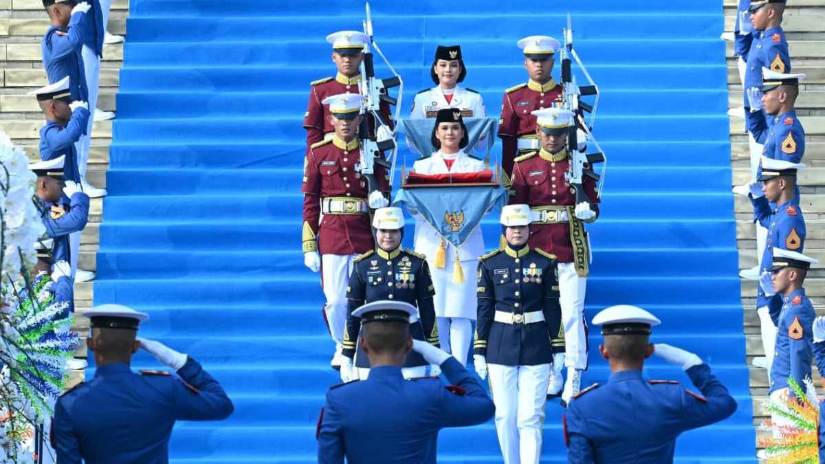 Kirab-Bendera-Pusaka-Buka-Peringatan-HUT-ke-81-RI-EPOCHSTREAM